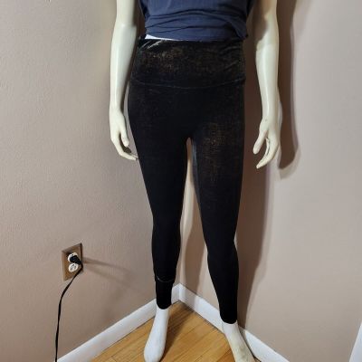 SPANX VELVET SHINE BLACK AND GOLD LEGGINGS SZ M